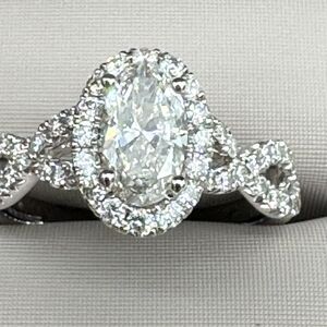 14k White Gold Diamond Ring